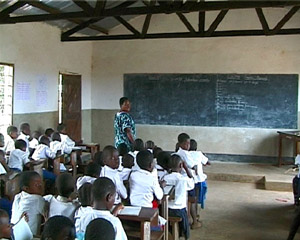 Schulzimmer Mapinduzi Primary School Ifakara