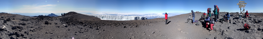 Panorama Uhuru Peak (5892m), höchster Punkt Afrikas